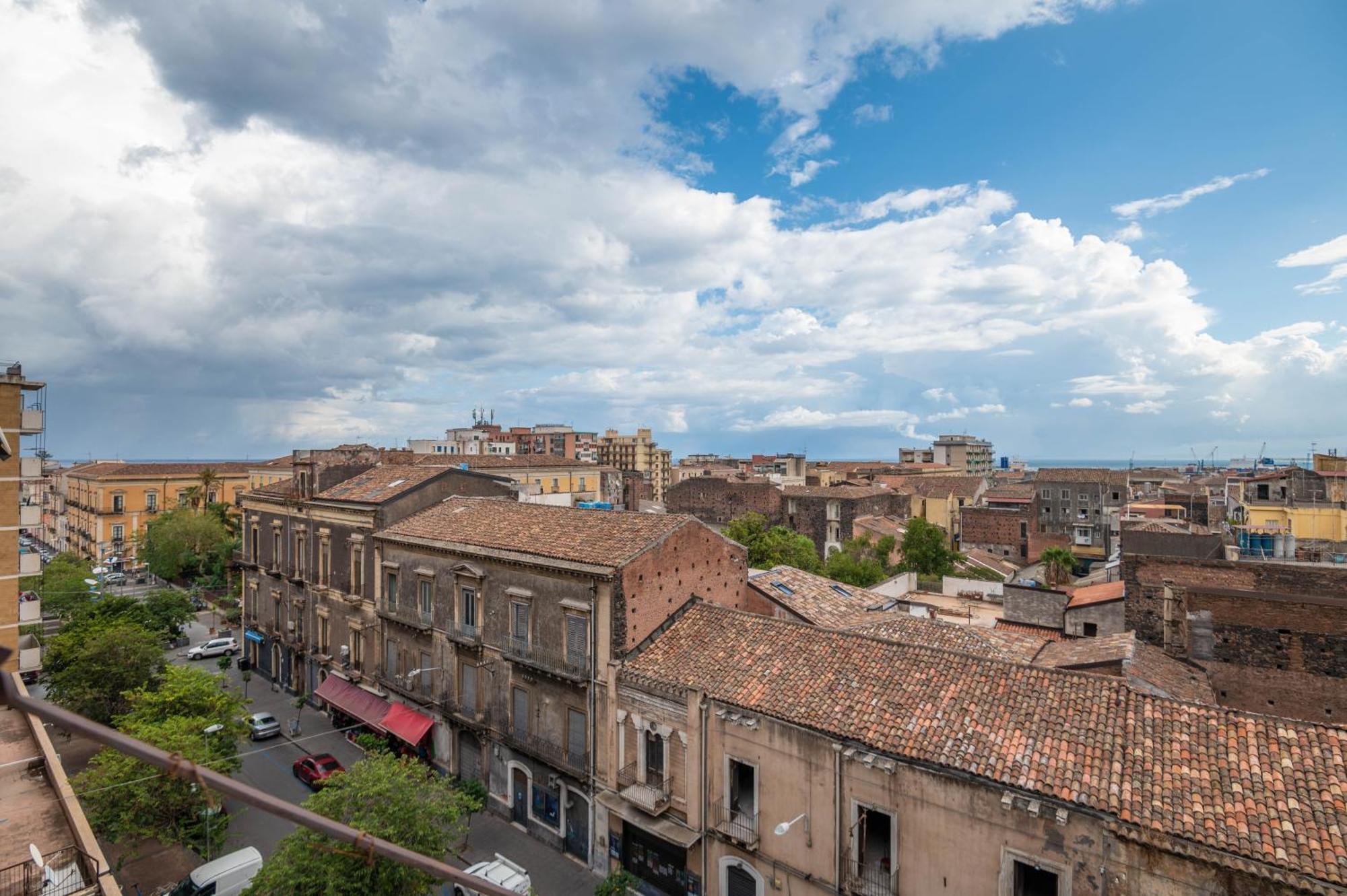 Nel Cuore Di Catania Apartment Екстериор снимка